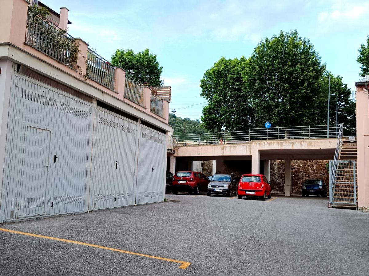 A Casa Di Pizz - Bilocale Con Parcheggio Privato Apartment Савона Екстериор снимка