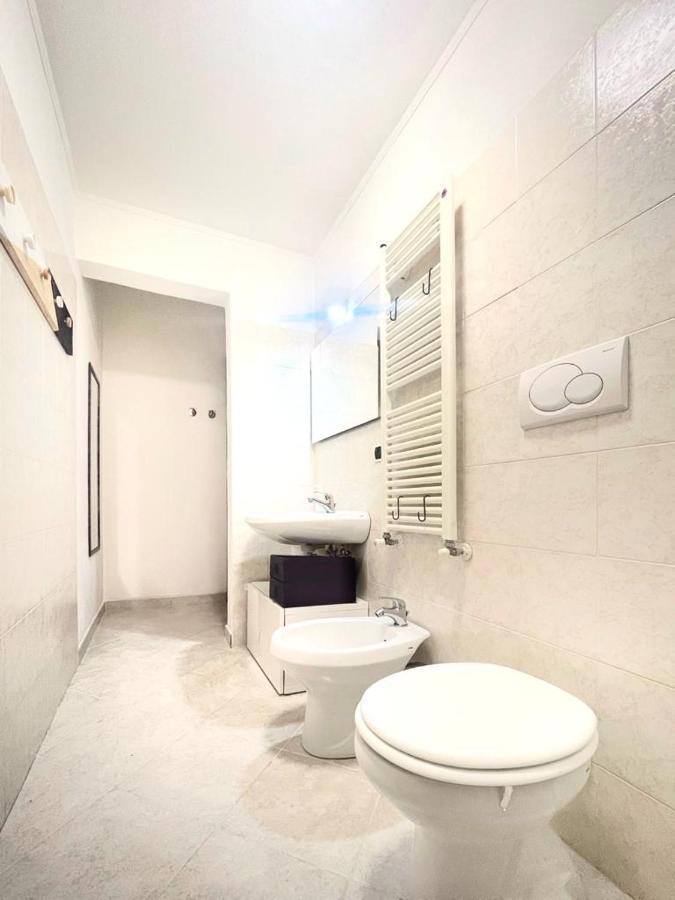 A Casa Di Pizz - Bilocale Con Parcheggio Privato Apartment Савона Екстериор снимка