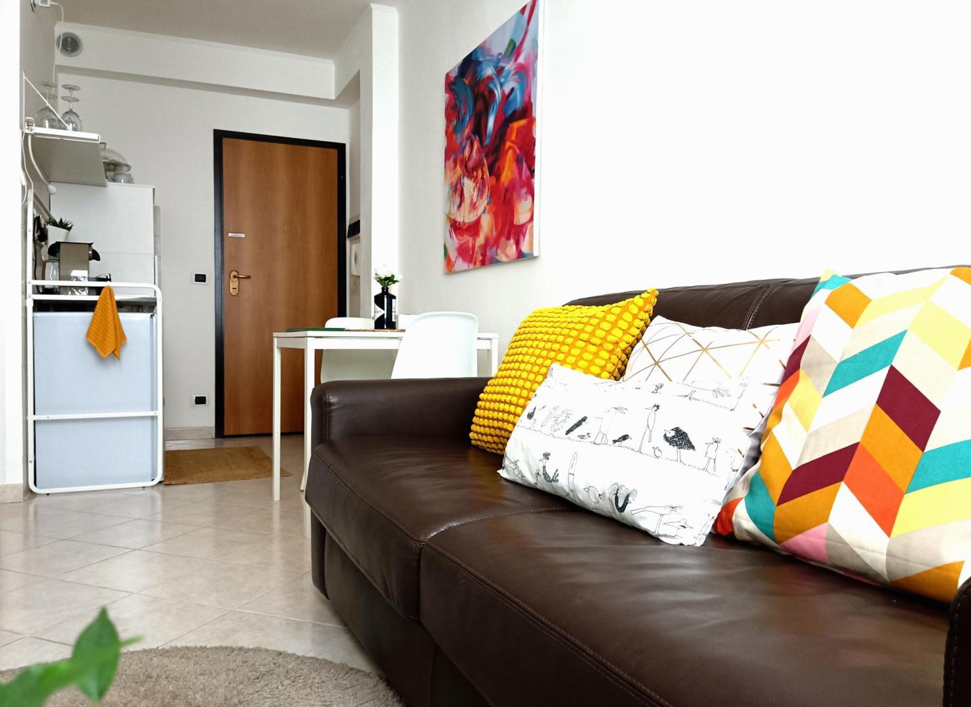 A Casa Di Pizz - Bilocale Con Parcheggio Privato Apartment Савона Стая снимка